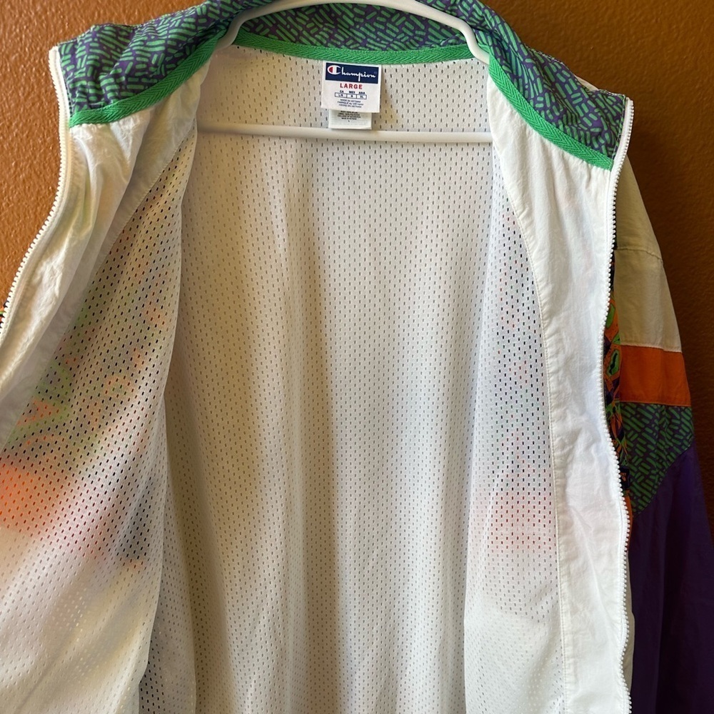 Champion X MTV Men's Colorful Geometric Windbreaker Size Large Amazing Condition - Picture 12 of 15